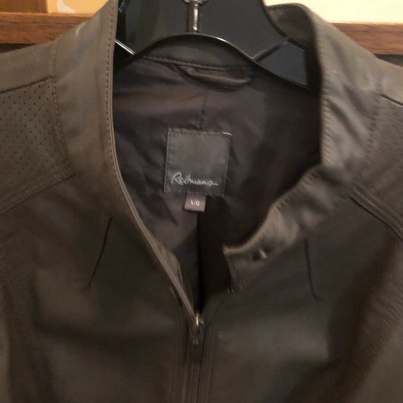 Beautiful Reitmans faux leather Moto jacket! - Picture 2 of 4